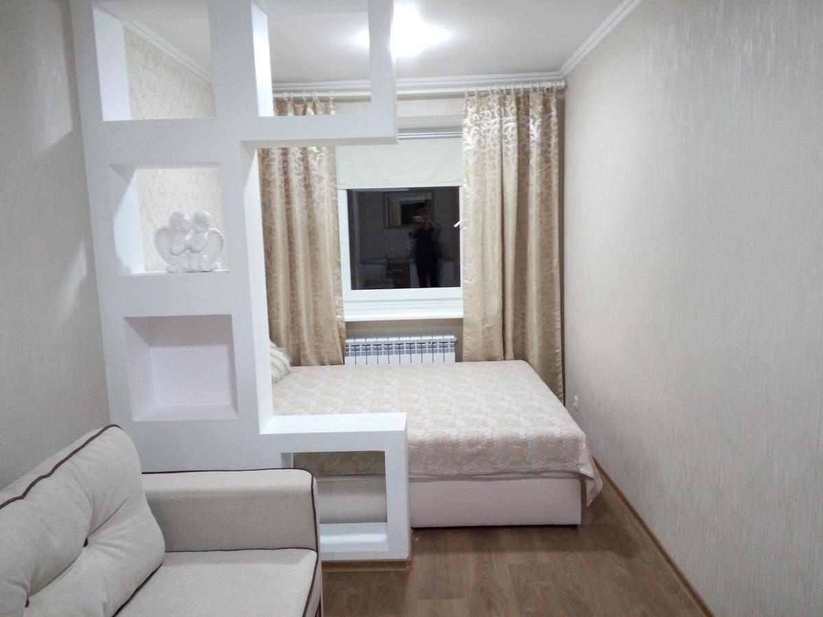 Two-Bedroom Apartment In The Center Khmel'nyts'kyy Exterior photo